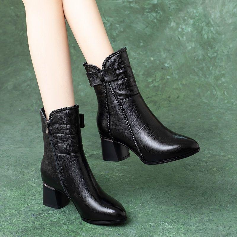 

Fashion Black Bow Middle Heel Ladies Mid Calf Shoes Autumn Winter Leather Warm Women s Half High Boots Waterproof Fashion 2025 Y2k Boot 35