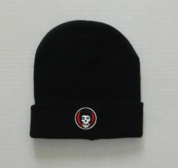 26 Misfits Skull Black Beanie New Unisex T-Shirt XL