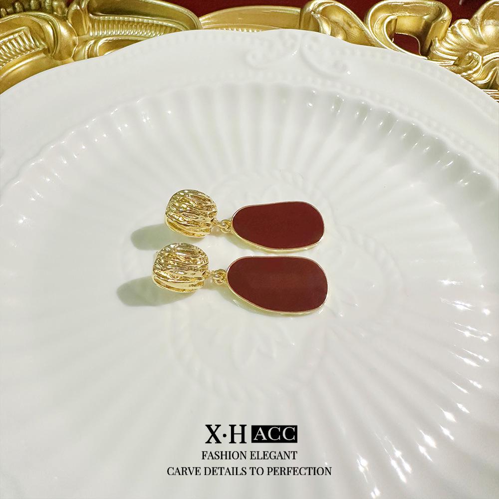 Vintage Bow Earrings: Timeless, High-End Retro Fashion Accessory