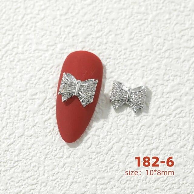 10 bucăți Fluture Zircon Decor unghii Bijuterii Zircon Cristal Perle Pandantiv Manichiura Strass de înaltă calitate Accesorii