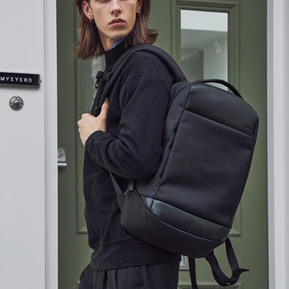 

Daks Zero Gravity Backpack 17 Inch Laptop Ergonomic Design Apollo One Single option