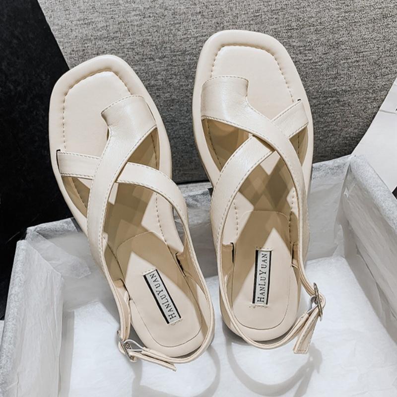 Fashion French Retro Women Flats Sandals Toe-Mounted Sandals Women Summer 2025 Fashion Low Heel Rome Shoes Comfy Walking Women Sandals