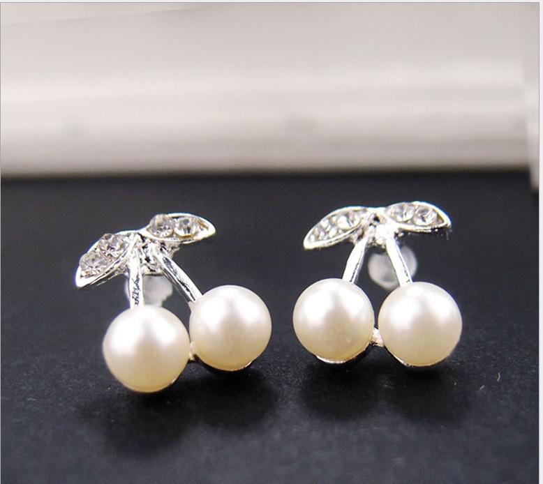 Cross Imitation Pearl Female Elegant Earrings Simple Temperament Korean Fashion Sweet Delicate Earrings Bride Wedding Jewelry