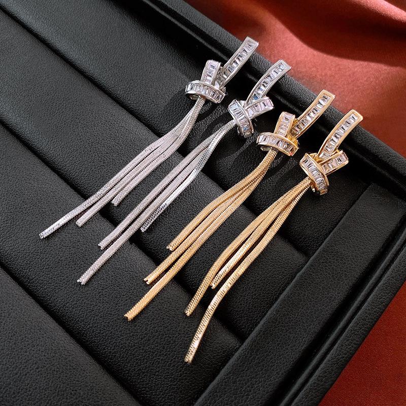 Premium metal knotted zircon fringed silver needle earrings real gold electroplating simple and elegant niche earrings