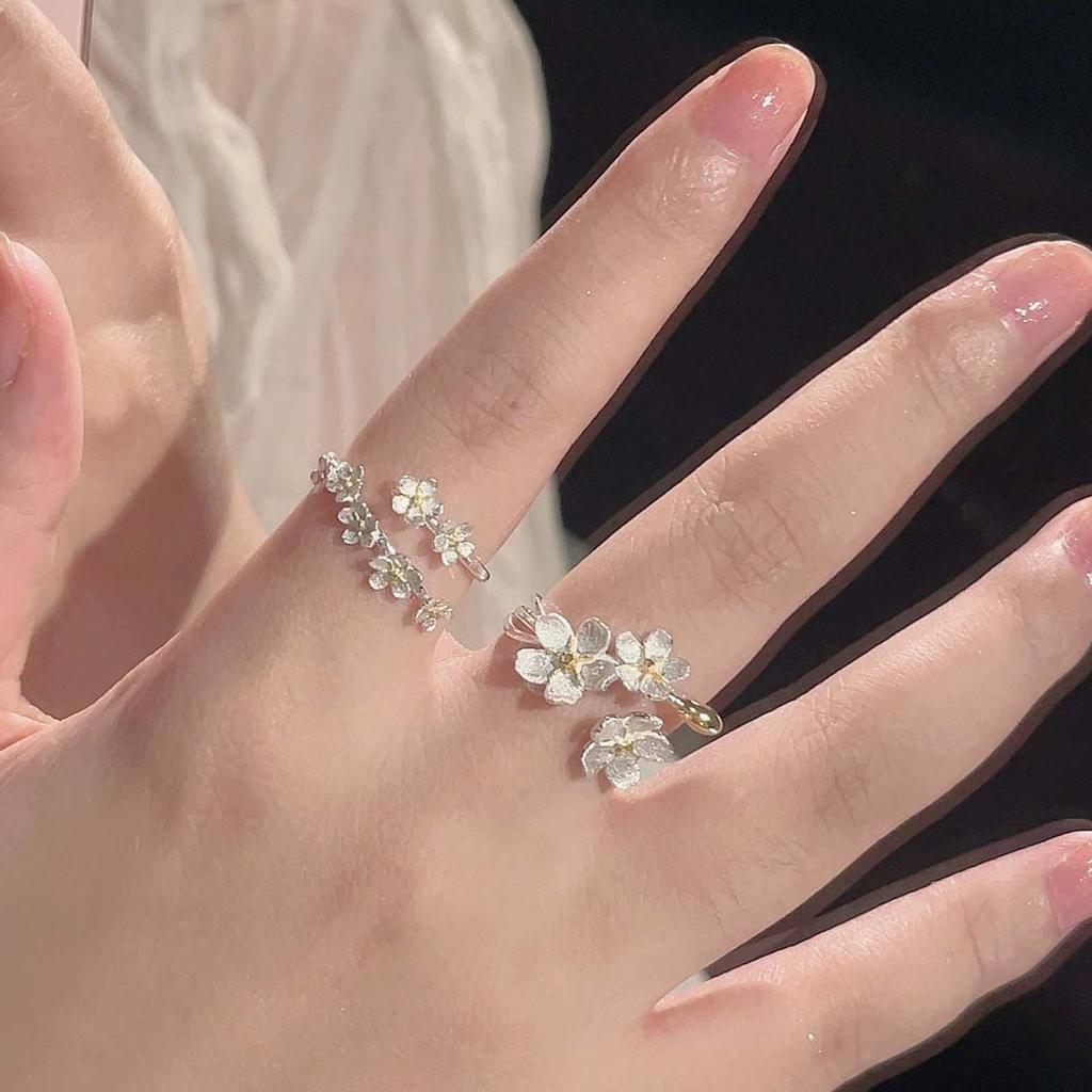 Exquisite Blossoms Rings Adjustable White Flower Open Rings Dainty Accessory
