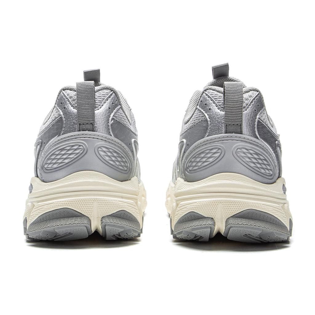 Li Ning Carefree V2 Cushioning Slip Resistant Abrasion Resistant Rebound Low top Running Shoes Women's Gray Silver ARXV008-3