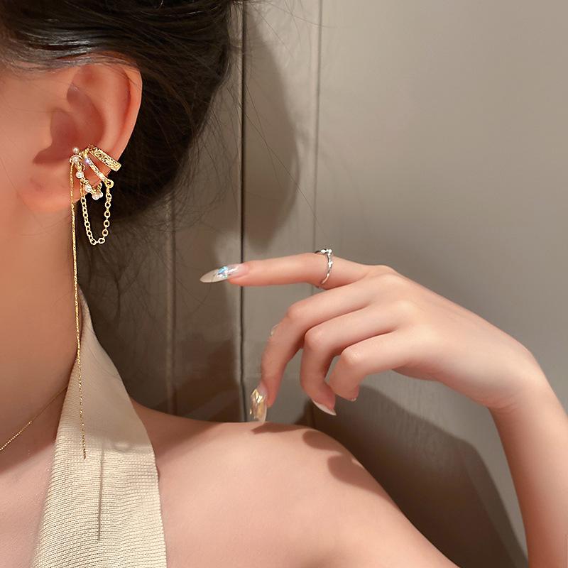 1Pcs New Fashion Bohemian Ear Clip Earring for Teens Women Men Simple Fake Cartilage Long Tassel Chain Ear Cuff Zircon