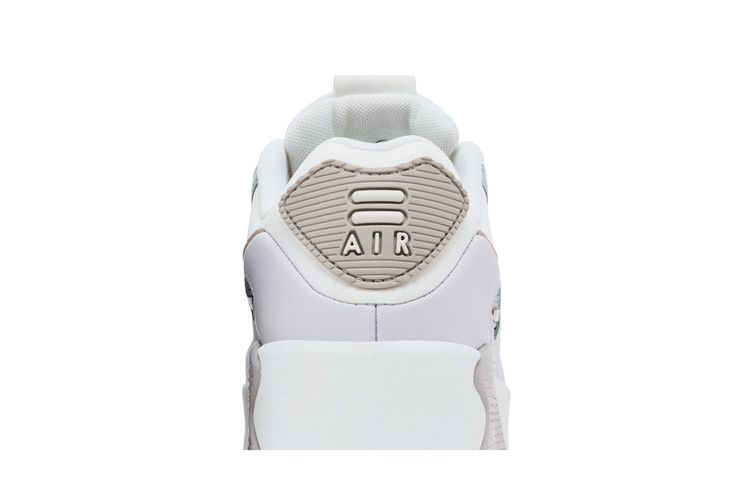 Nike Air Max 90 LV8 Summit White Vast Grey Metallic Platinum College G