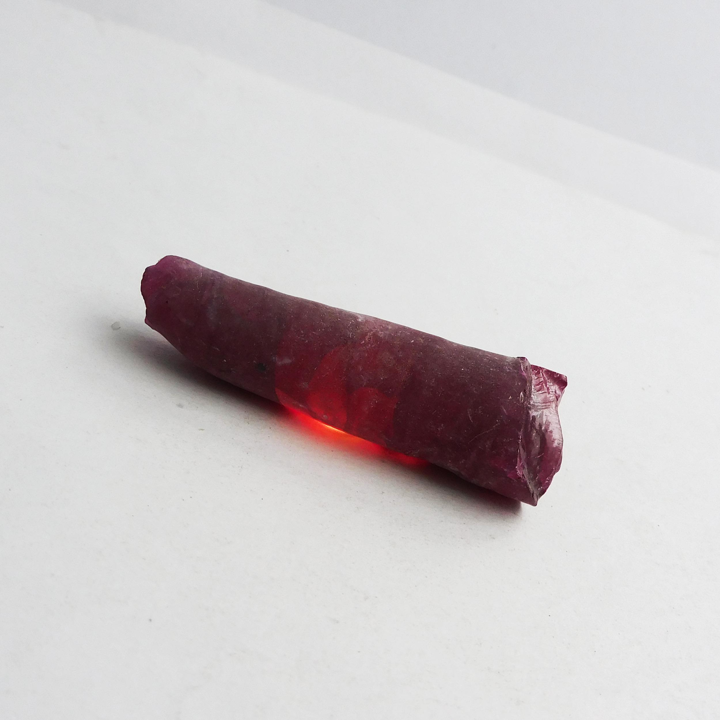 

Natural Red Ruby 97.90 Ct Uncut Loose Gemstone Uncut Raw Rough CERTIFIED P-1066-Sa 46.9 mm approx червоний