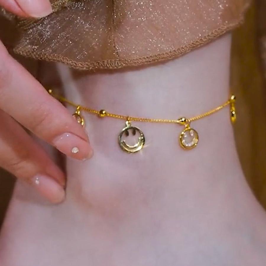 Round smiley face fringed bracelet fashion high sense anklet light luxury temperament niche personality design jewelry women