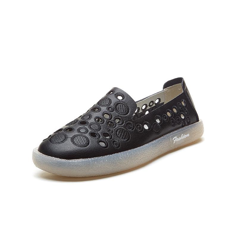 Leder hohle Sandalen Damen Sommer 2025 neue Damenschuhe Rindflechse weiche Sohle lässige flache Sohle vielseitige Damen Einzelschuhe