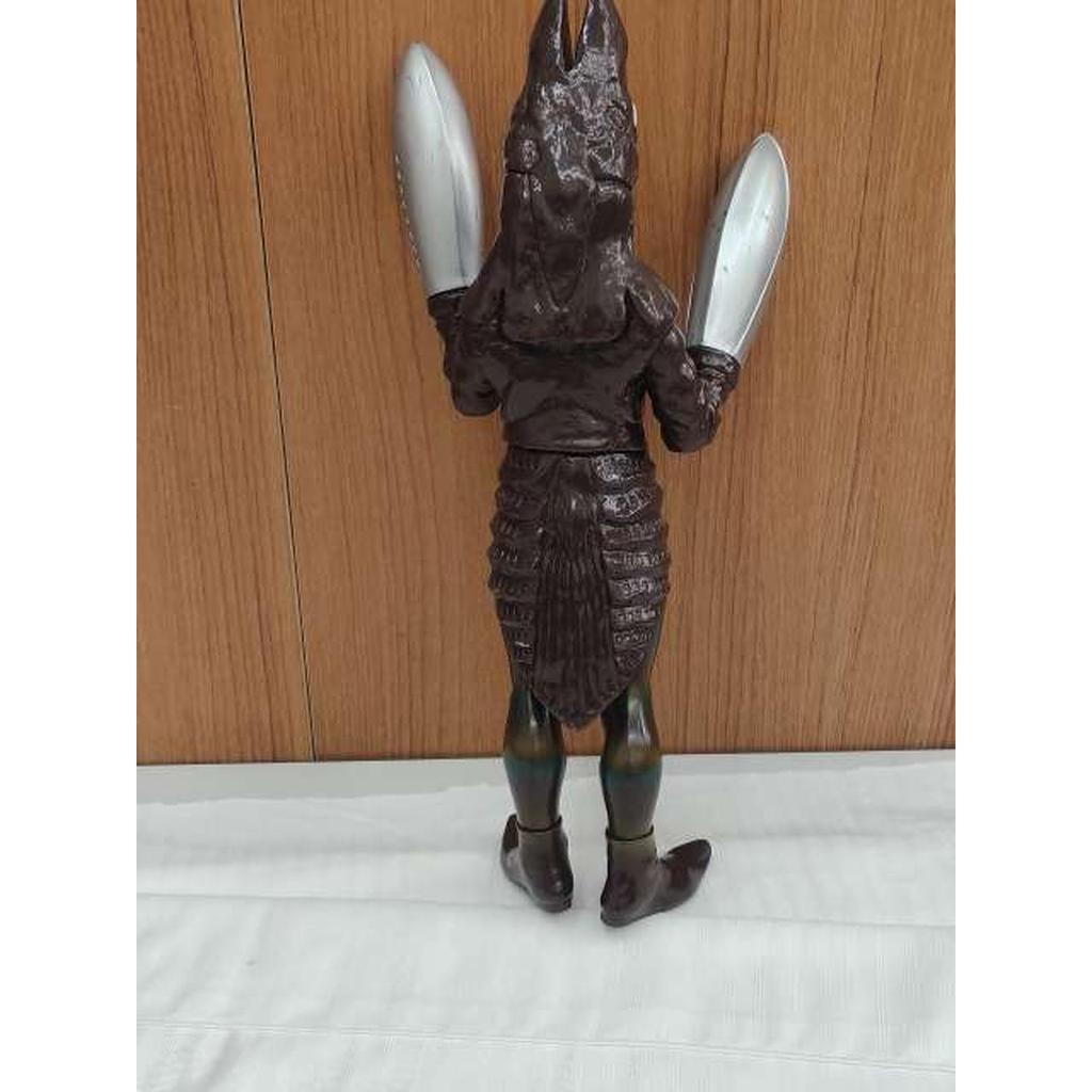 Used Ultraman Series Big Size Soft Vinyl Figure 2nd Generation Baltan Alien (Dark Brown
