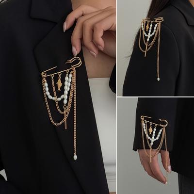 Hip-hop Punk Multi Layer Pearl Chain Tassel Brooches Fish Charm Safety Pin for Women Men Shoulder Chain Suit Cuff Decor Jewelry