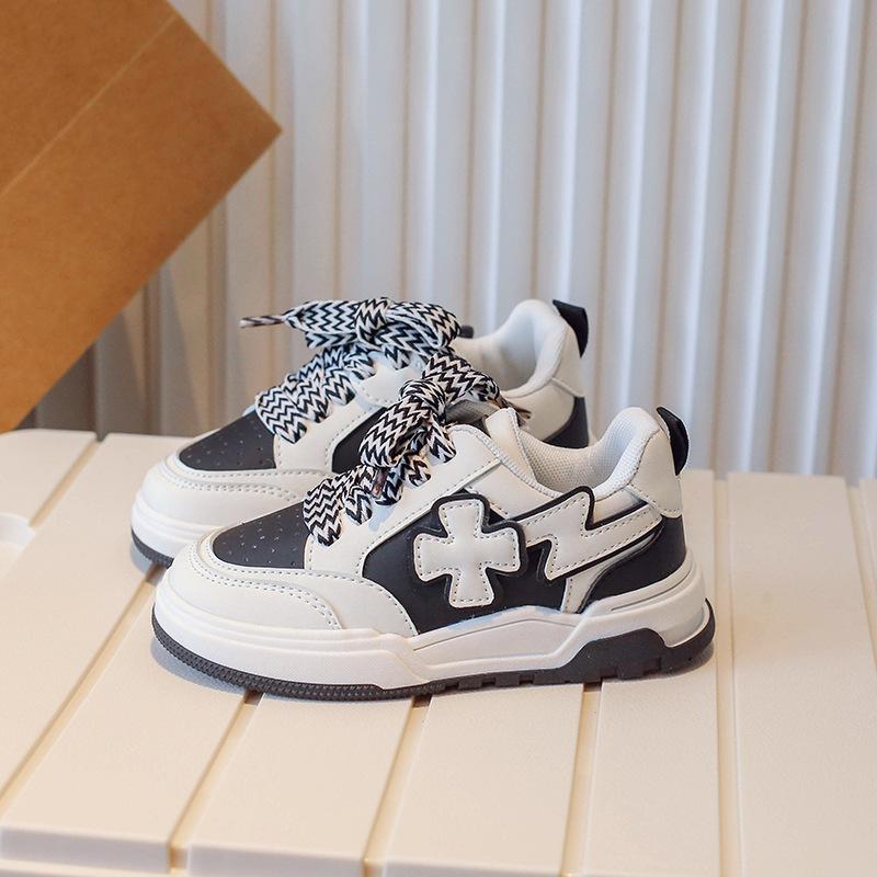 

Детские низкие кеды Весна Новые износостойкие повседневные туфли на платформе Кроссовки для мальчиков и девочек 36 чёрный