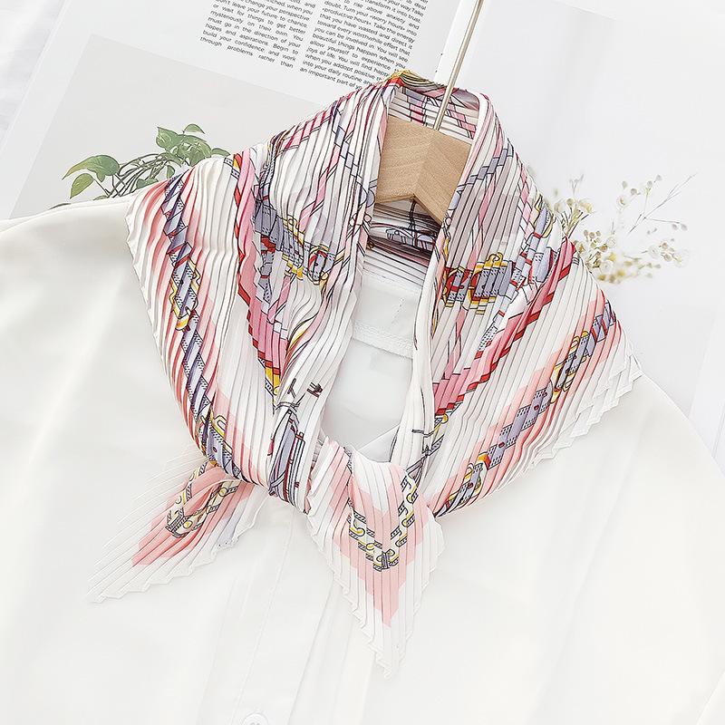 Retro Color Block Crinkled Square Scarf - 70cm Pleated Neckerchief in Imitation Silk for Women