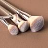 Make-up nástroje a doplňky – Štětce na make-up
