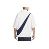 Nike Übergroßes Logo Button-Down Kurzarmhemd Herren Tops Segelweiß FN3250-133