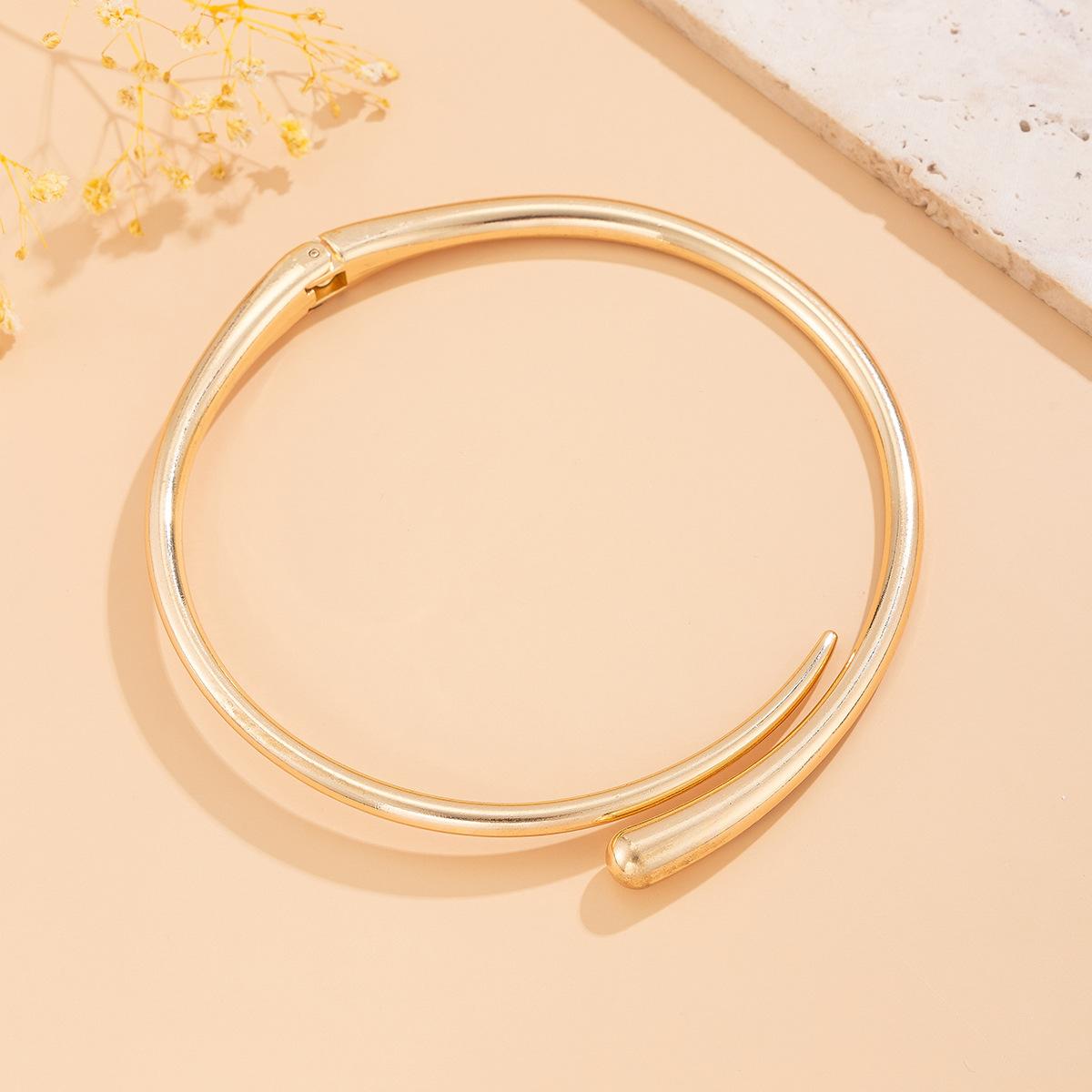 

Аксессуары персонализированный геометрический металлический гладкий пружинный открытый воротник женский панк простой воротник чокер