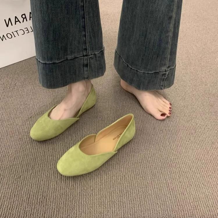 

Ретро туфли Мэри Джейн на мягкой подошве 2025 новая весна белые с неглубоким вырезом маленькие красные туфли универсальные одинарные туфли балетки женская обувь 40 зелёный