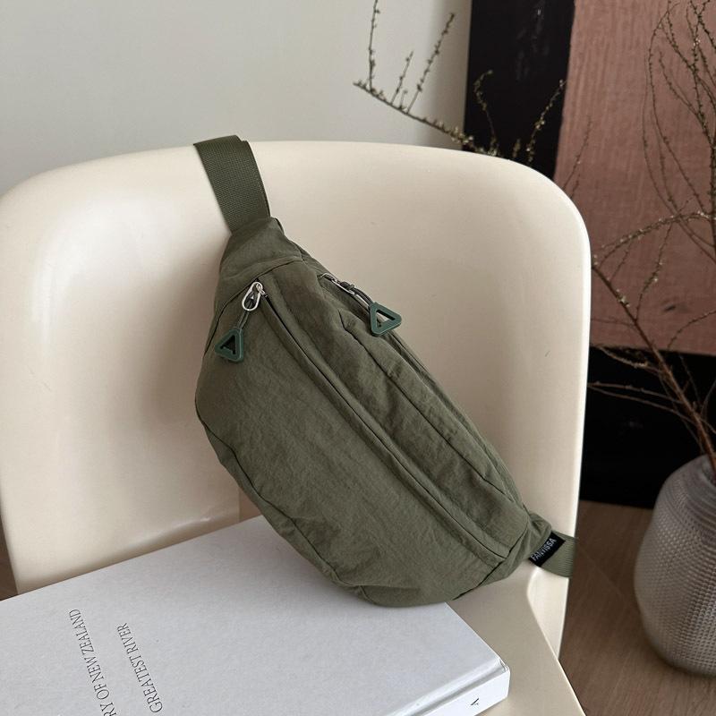 

Breast bag women s new sports and leisure solid color lightweight shoulder bag large capacity versatile messenger bag portable fanny bag women s bag зелёный