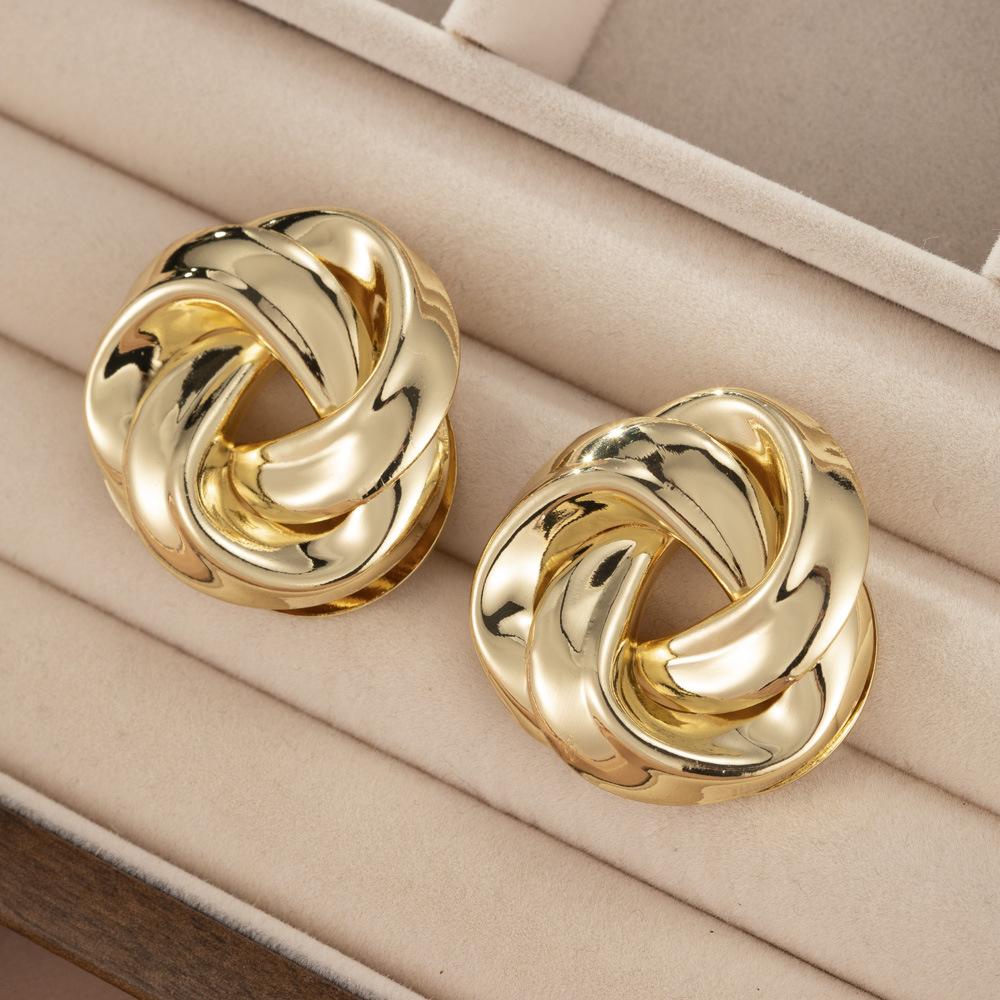 Gold Exquisite And Silver Plated Alloy Geometric Earrings Trendy Style Spring