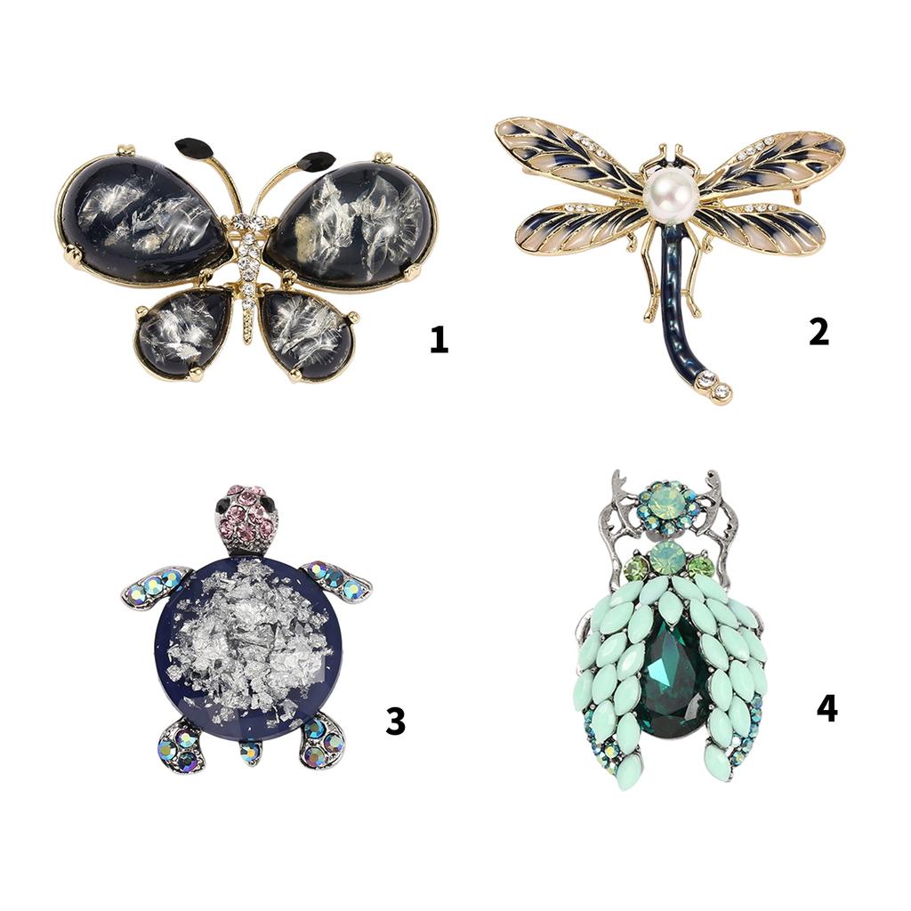 Elegant Christmas Crystal Butterfly Brooch For Women Party Dress Accessories Sparkling Lapel Pin Jewelry Gift