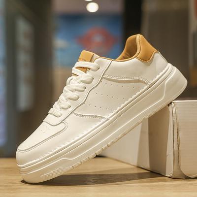 Neue atmungsaktive Leder-Schuhe für alle Jahreszeiten, leichter Luxus, kleine weiße Board-Schuhe, rutschfeste Sport-Freizeit-Board-Schuhe
