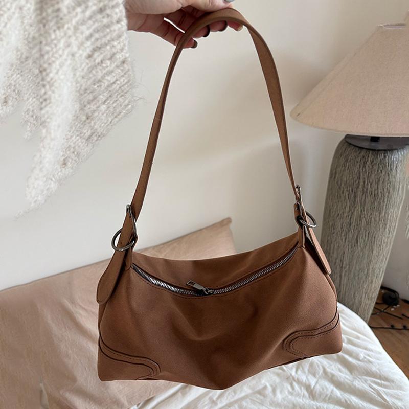 

Трендовый дизайн Роскошная замшевая кожа Ретро Мягкая кожа Женская мотоциклетная сумка под мышкой Модная повседневная сумка-хобо 31x8x16cm верблюд