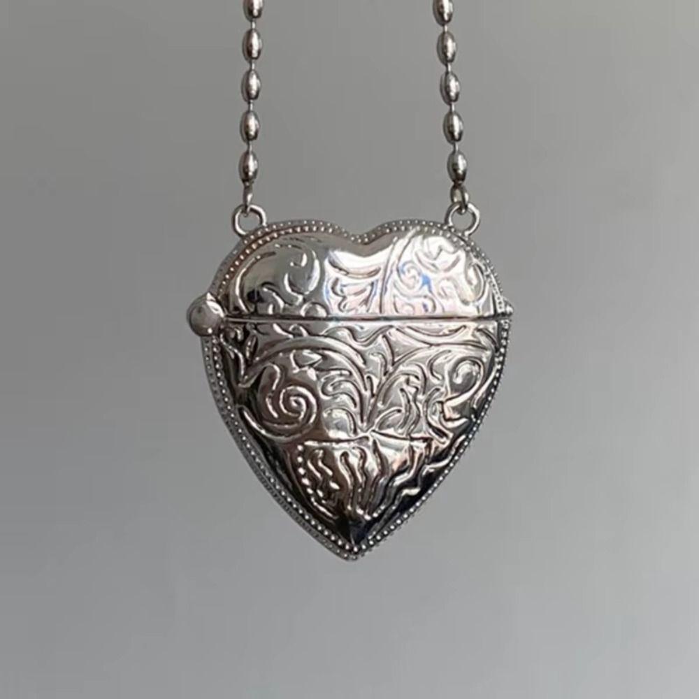 Photo Pendant Heart Locket Necklace Zinc Zinc Alloy Metal Photo Box Pendant  Sweater Chain