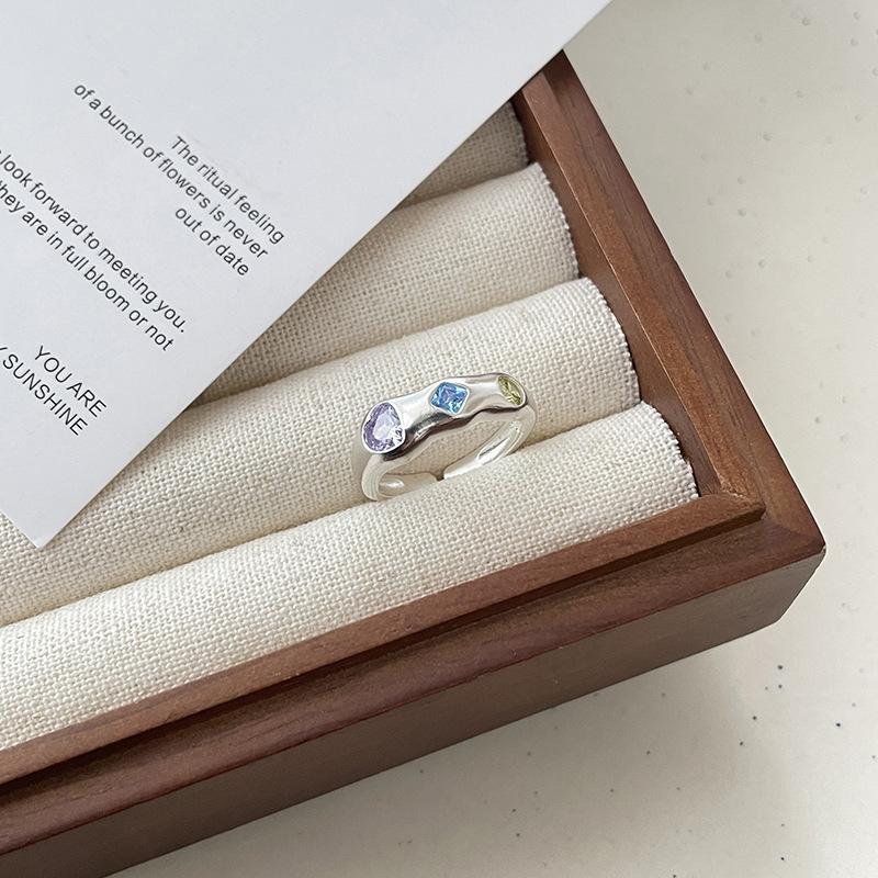 Copper Shaped Heart Adjustable Ring For Women With Vibrant Colorful Zircon Stones Design