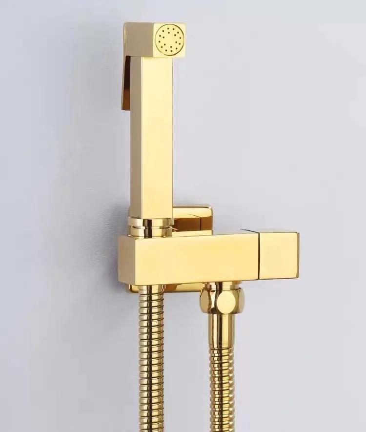 Gold Shower Wall Mounted Toilet Bidet Sprayer Set Brass Valve Bathroom Alloy Black Handheld Self Cleaning Bidet Faucet White