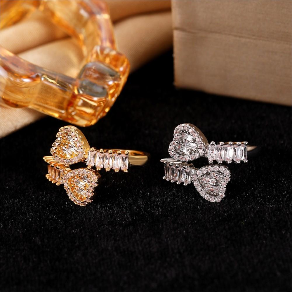 Elegant Sparkling Zirconia Heart Design Cuff Ring for Women Luxury Stylish Rhinestore Rings Jewelry Gifts Accessory
