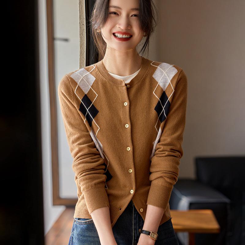 Autumn 2025 Women's Fashion Diamond Check Cashmere Cardigan