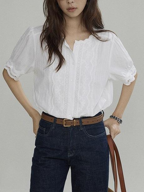 Crew neck embroidered hollow cuffs lace shirt women's French pastoral niche simple top