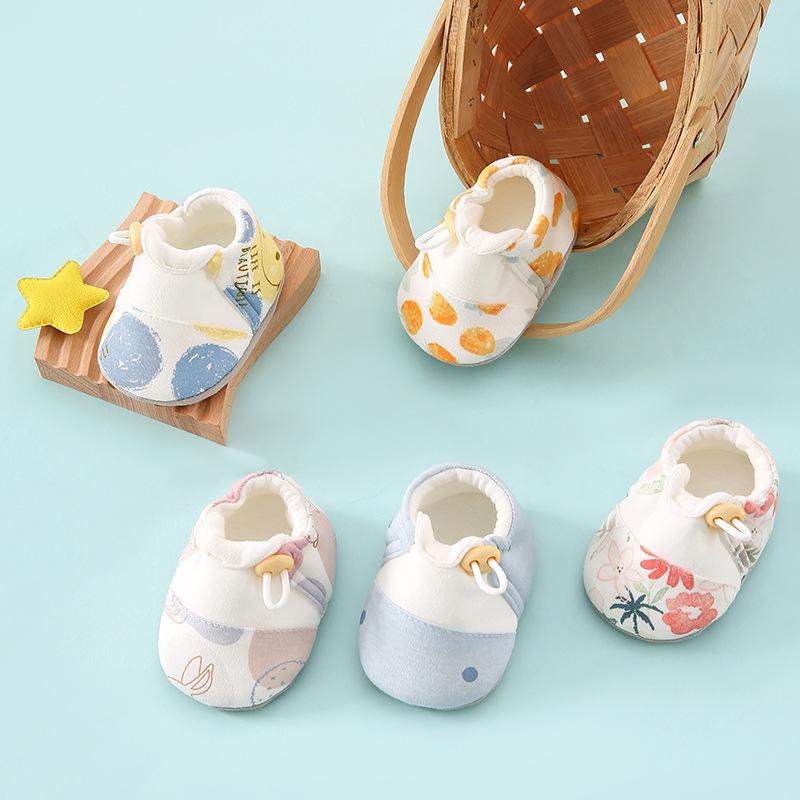Unisex Baby Soft Sole Cloth Shoes, Anti-slip Pre-walking Foot Covers for 6-9 Months, Ideal for Spring and Summer.