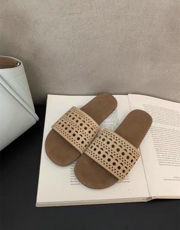 

French retro hollowed-out woven one-word with cool slippers for women s 2025 new open-toed flat-bottomed beach cool slippers 35