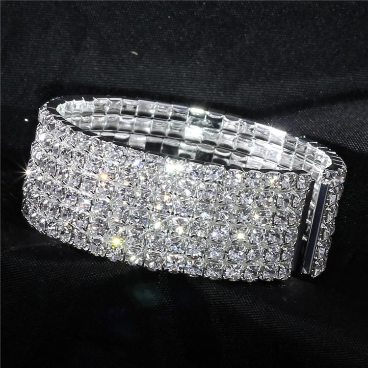 Koreanischer Stil Funkelndes Strass Brautarmreif: Vierreihiges elastisches Kristallarmband