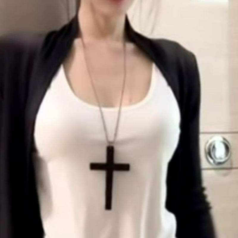 2026 Punk Gothic Wood Cross Pendant Necklace for Women Men Couple Vintage Black White Hip Hop Y2K Necklace Party Jewelry Gift
