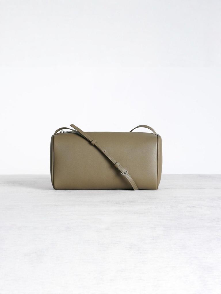 2026 Women's Sheepskin Cylinder Crossbody Bag - Elegant, Genuine Leather, Single Shoulder Design