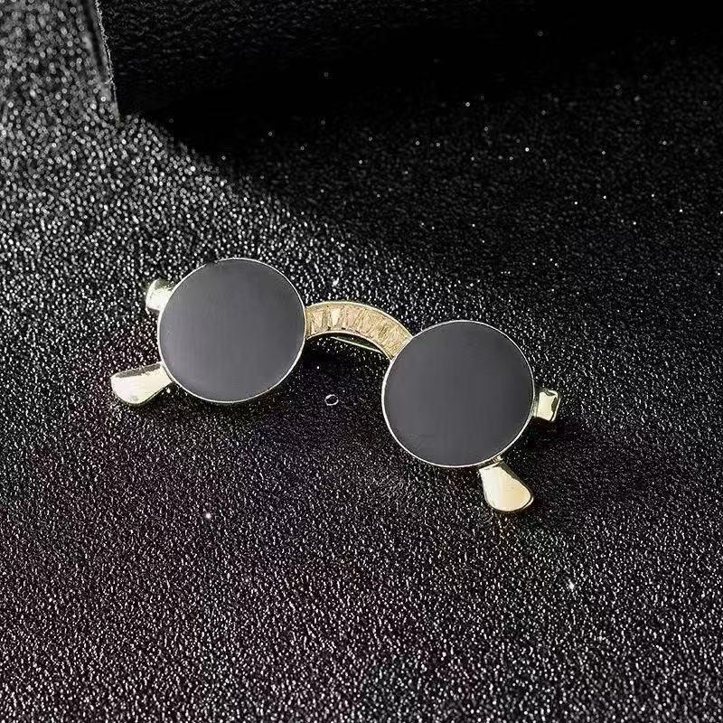 Glasses Brooch Anti-exposure Cardigan Pin: Trendy 2026 Style for Men's Suits & Women's High-grade Clothing Accessories