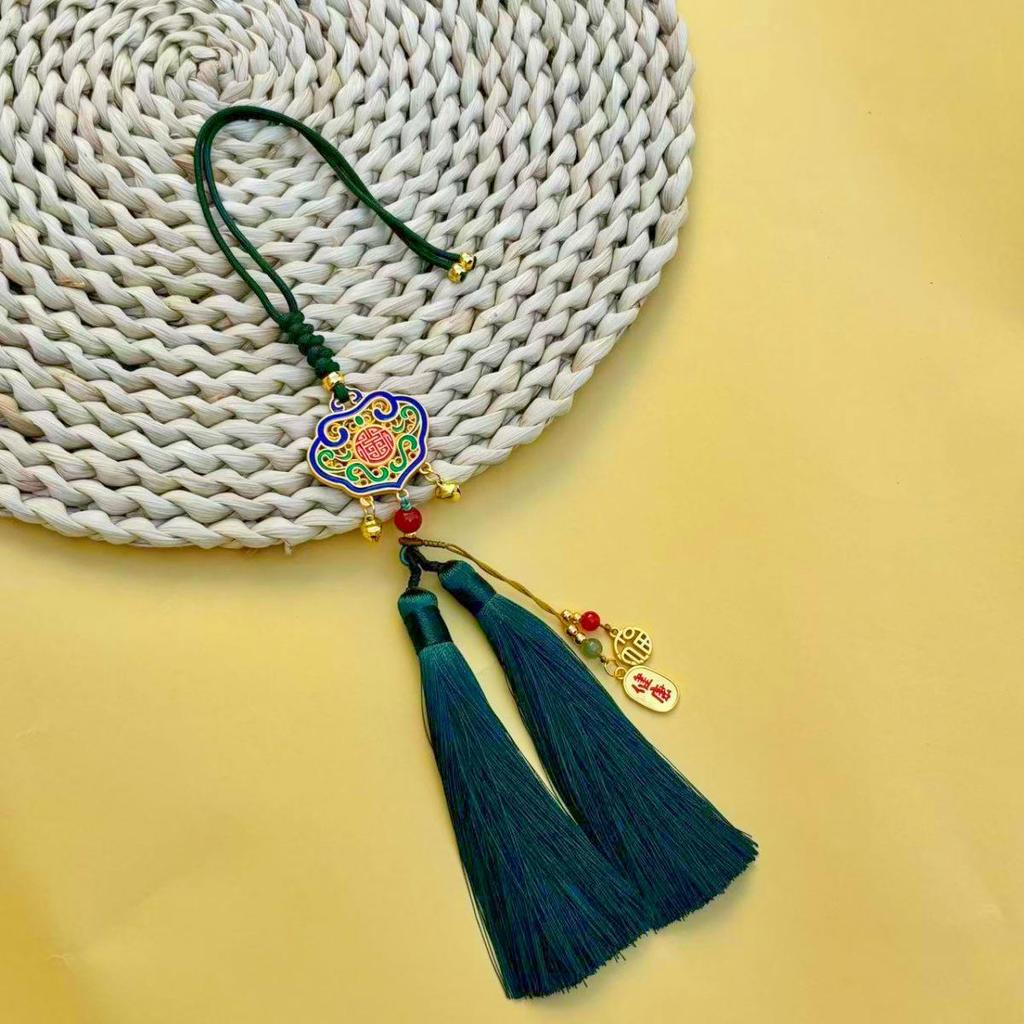 Slitinový přívěsek v čínském stylu s galvanickým pokovením pro auto s dutým designem starověkého kompasu