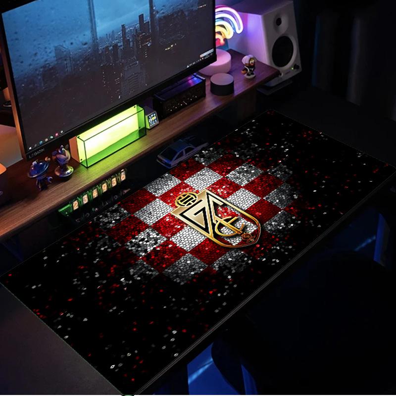 Granada Golden Crest  Mouse Pad, Rubber Base, Mouse Pad for Gamers and Office Use, Gaming Desk , Easy To Clean Mat Christmas Fan Gifts