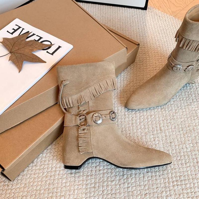 Autumn and winter women's leather boots sleeve medium heel large size women's boots rubber soft sole leather low boots women's versatile Martin boots