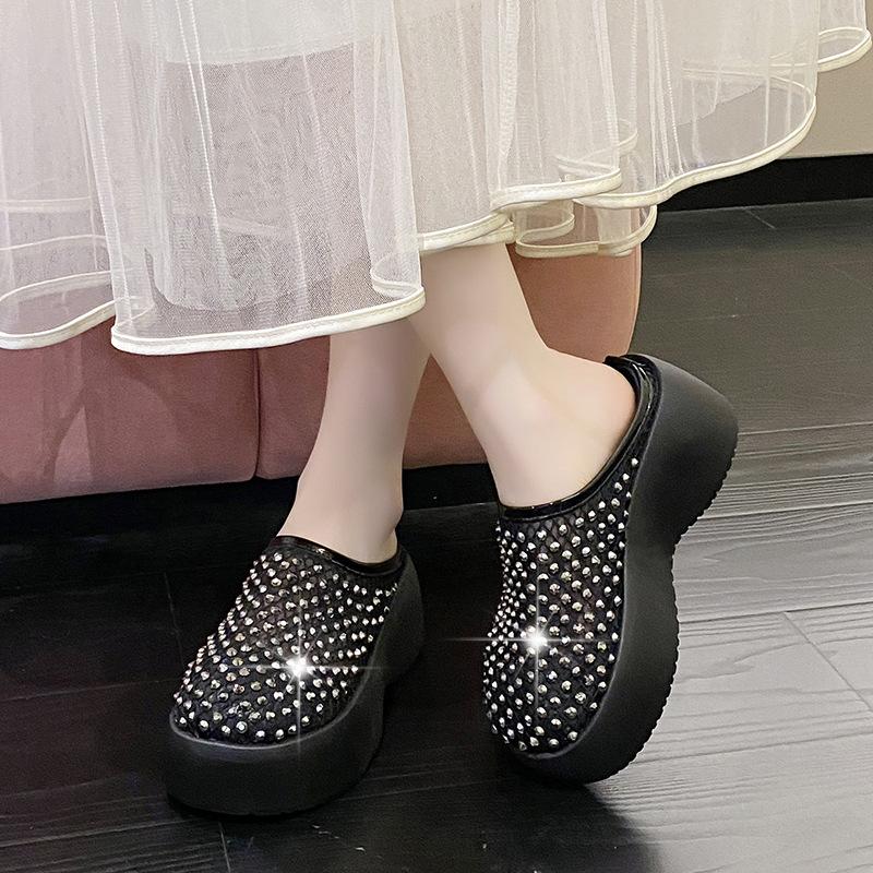 2025 summer new fashion trend rhinestone one pedal beach hollow thick-soled bag head half slippers women