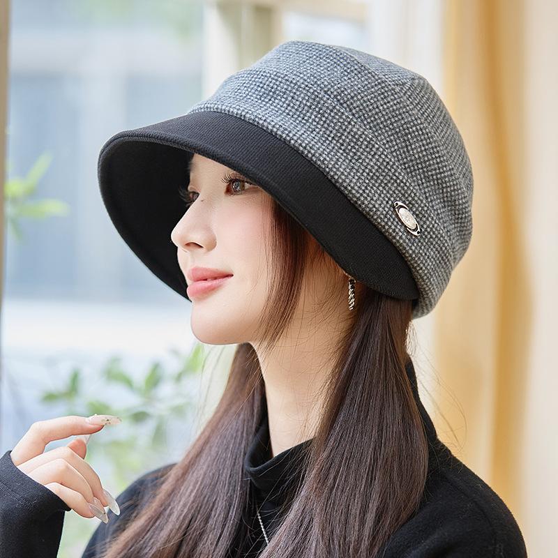 New Pleated Beret Casual and Versatile Face Showing Small Plaid Hat for Women In Autumn and Winter Windproof and Warm Newspaper Boy Hat