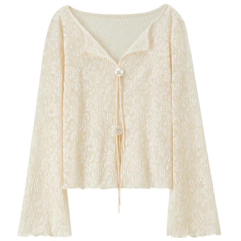 Elegant V-Neck 3D Embossed Bell Sleeve Top M