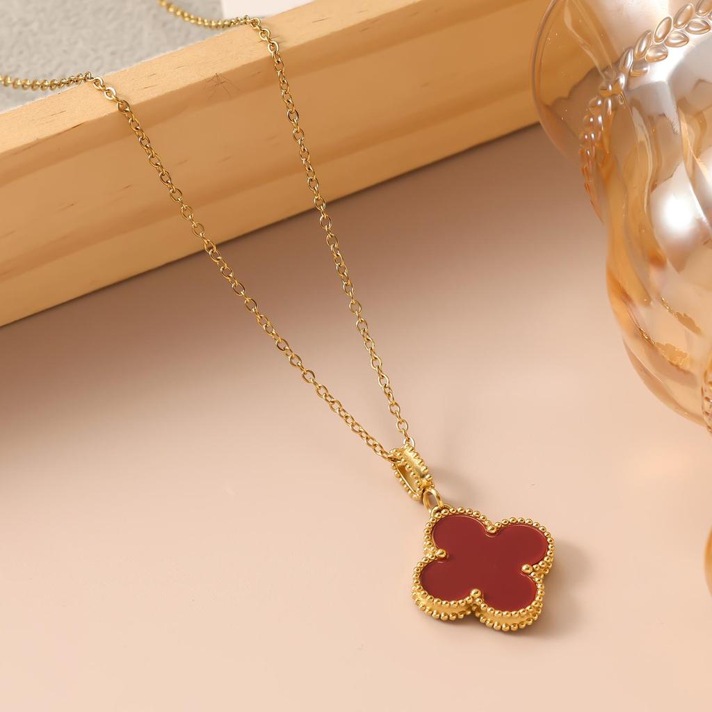 22mm Four-Leaf Clover Necklace Ladies Fashion Pendant New Sweater Chain