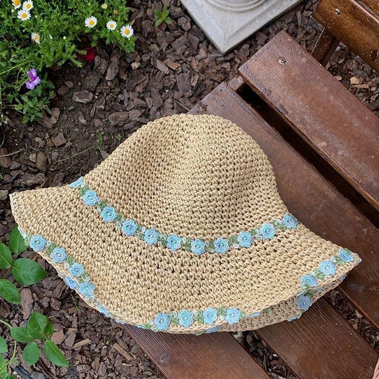 New holiday seaside straw hat, women's big summer sunscreen hat, small foldable flower woven hat