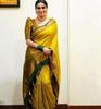 Vakker Golden Jari med ny design Soft Lichi Silk Saree
