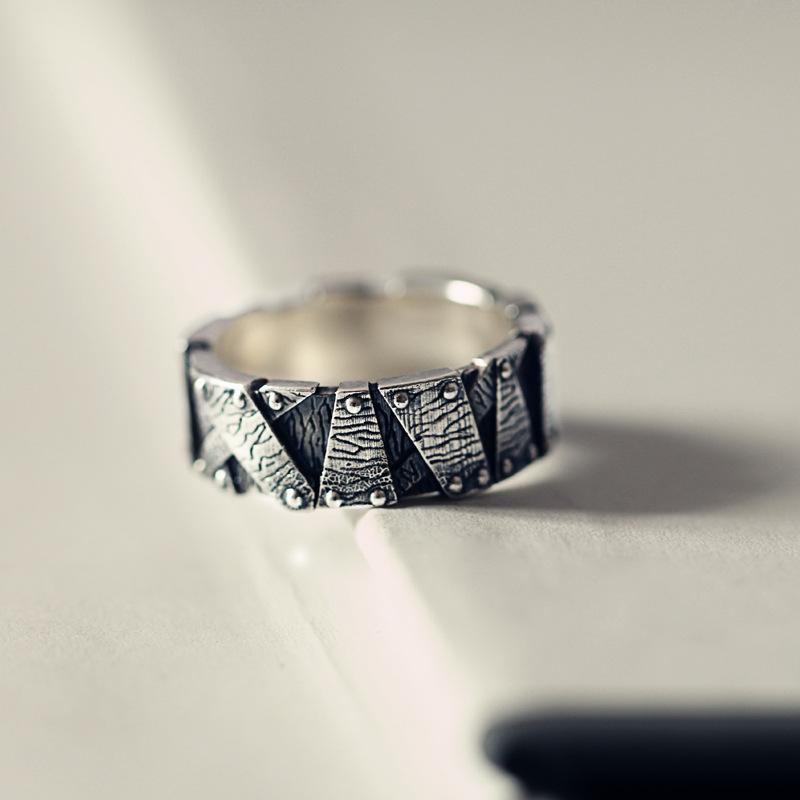 Vintage Fence Carved Adjustable Open Ring for Men Rugged Industrial Biker Jewelry Motorcycle Gothic Punk Accessory Gift